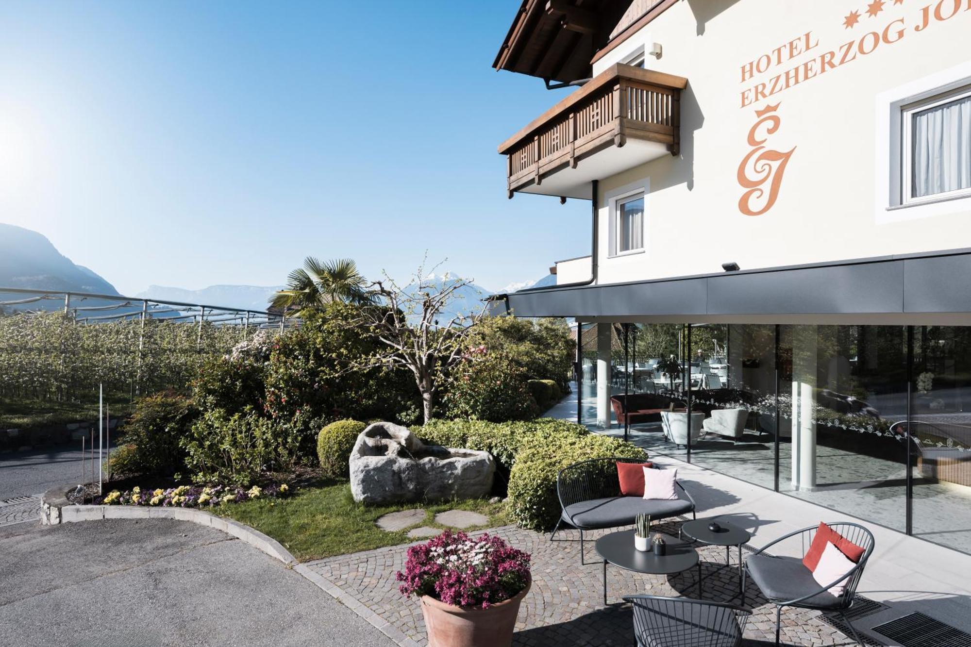 Hotel Erzherzog Johann Schenna Kültér fotó